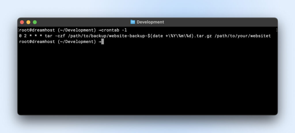 Horario de crontab que muestra una tarea automatizada programada para ejecutarse a las 12:15 todos los lunes, con los campos configurados como "15 12 * * 1" seguido de un comando.
